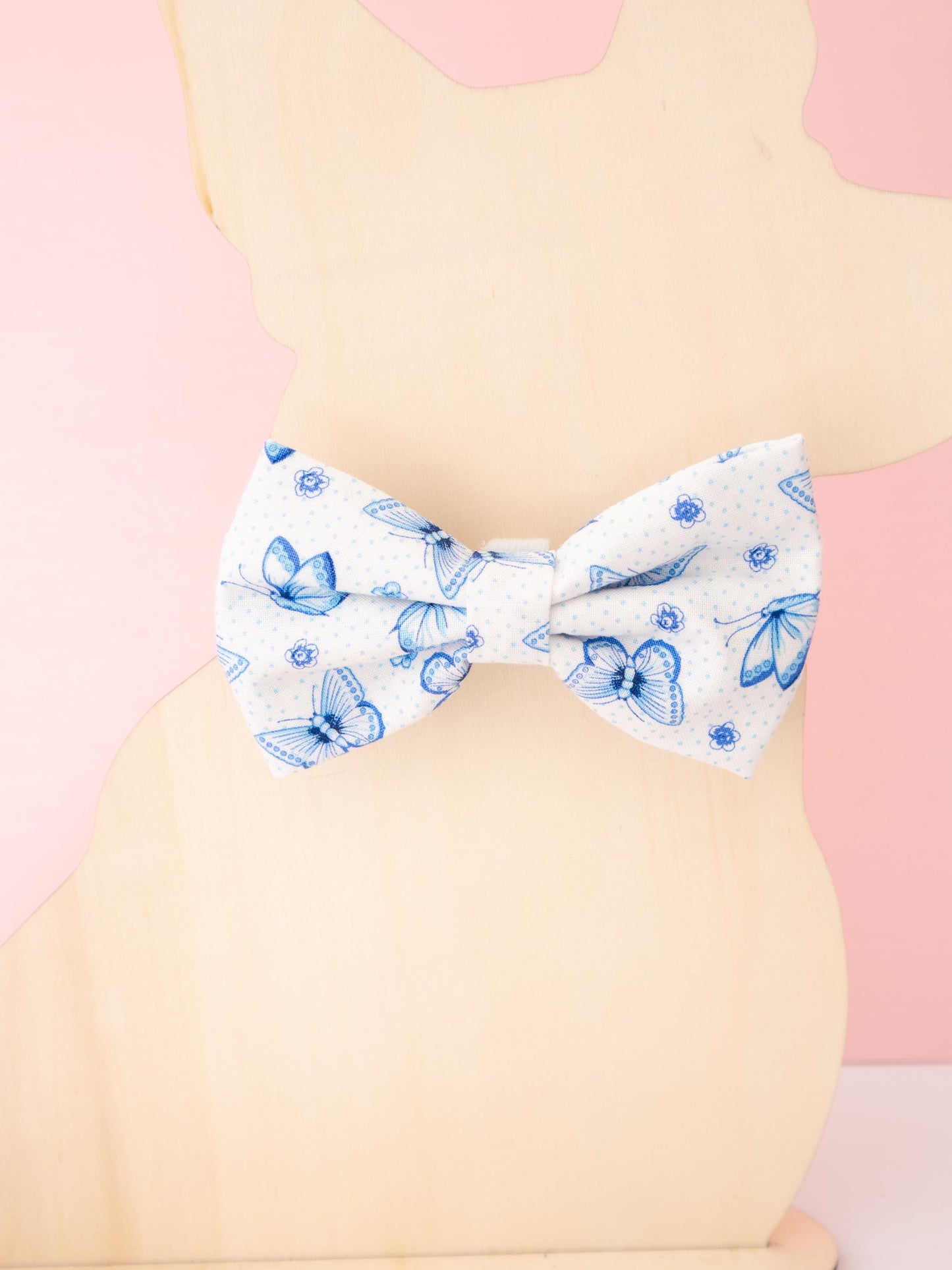Butterfly Breeze Pet Bow Tie
