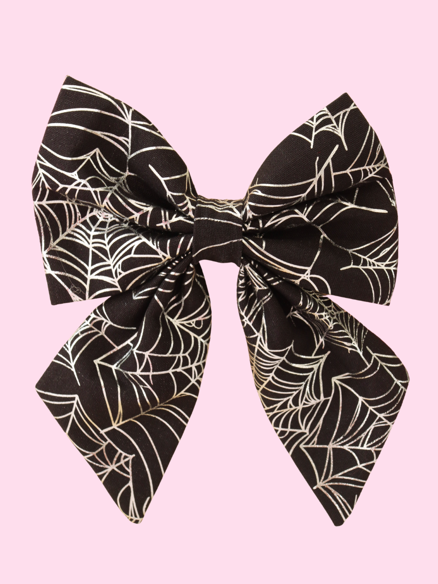 Cobweb Cutie Pet Sailor Bow