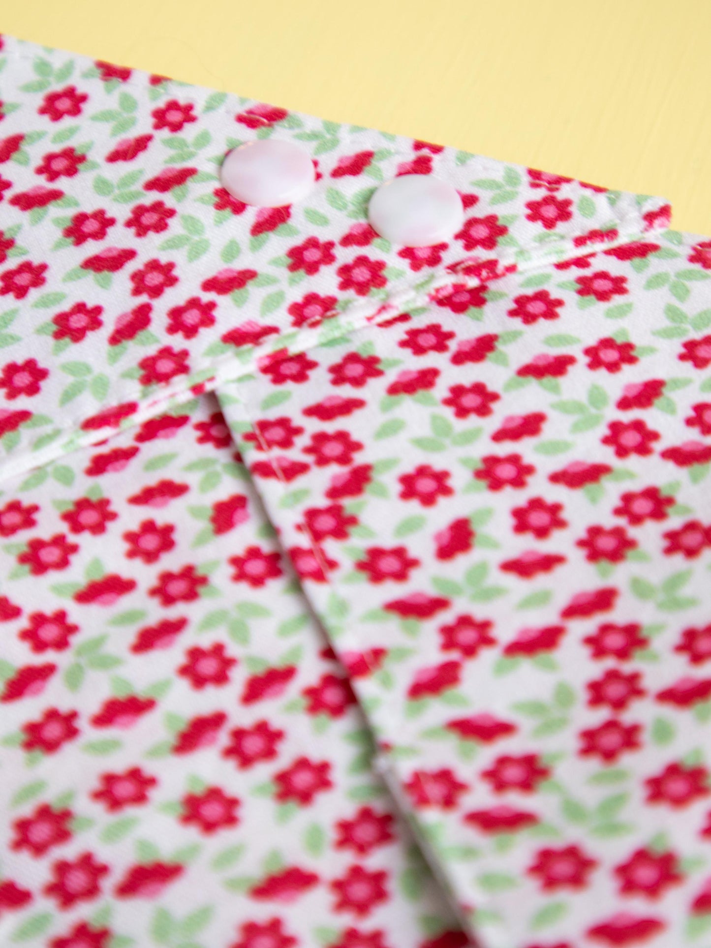 Red Blossom Snap Bandana